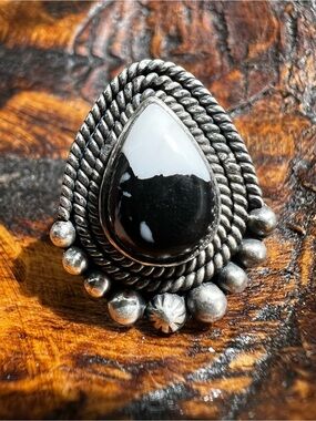 White Buffalo Sterling Silver Ring | Adjustable Size 7.5 | Southwestern